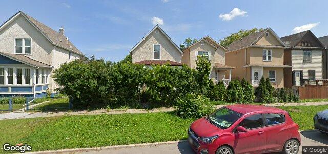 Larawan ng 371 Pritchard Avenue sa Winnipeg, Manitoba