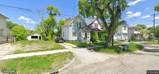 Larawan ng 379 Alfred Avenue sa Winnipeg, Manitoba