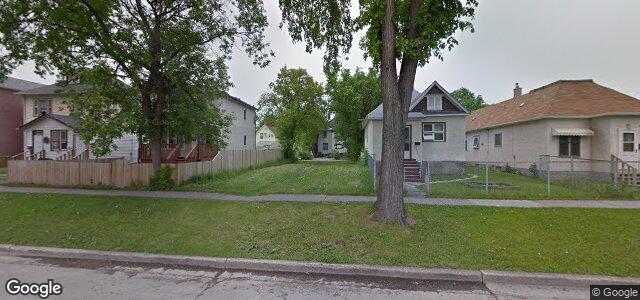 Larawan ng 379 Manitoba Avenue sa Winnipeg, Manitoba