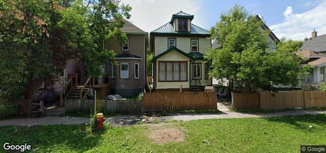 Larawan ng 380 Pritchard Avenue sa Winnipeg, Manitoba
