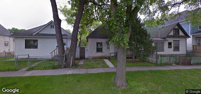 Larawan ng 388 Manitoba Avenue sa Winnipeg, Manitoba