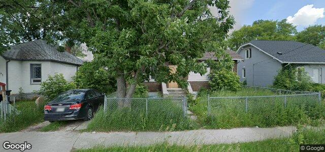 Larawan ng 389 Magnus Avenue sa Winnipeg, Manitoba