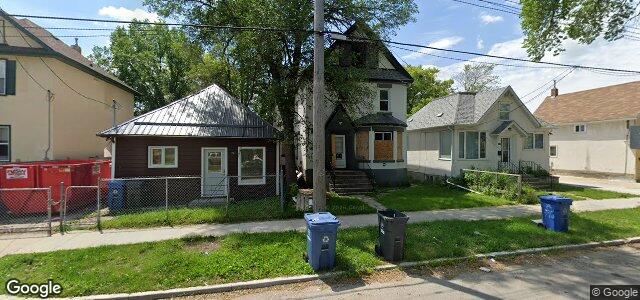 Larawan ng 394 Burrows Avenue sa Winnipeg, Manitoba