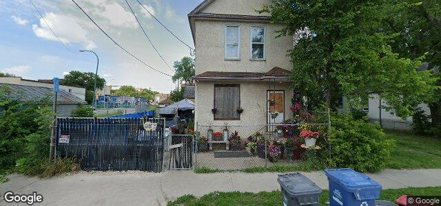 Larawan ng 395 Magnus Avenue sa Winnipeg, Manitoba