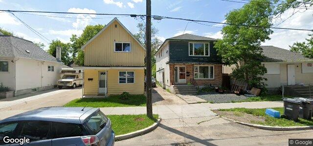 Larawan ng 402 Burrows Avenue sa Winnipeg, Manitoba