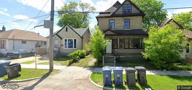 Larawan ng 422 Burrows Avenue sa Winnipeg, Manitoba