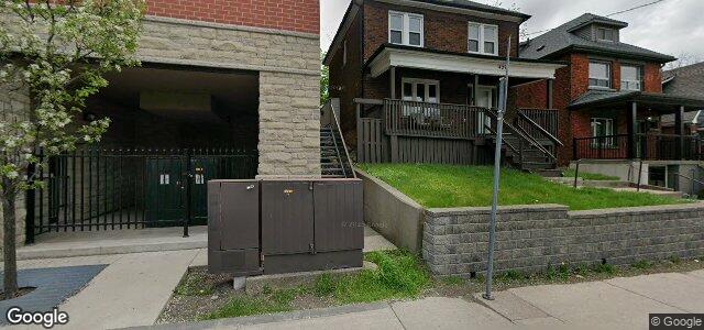 Larawan ng 425 Aberdeen Avenue sa Winnipeg, Manitoba