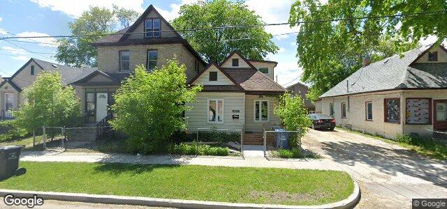Larawan ng 426 Burrows Avenue sa Winnipeg, Manitoba