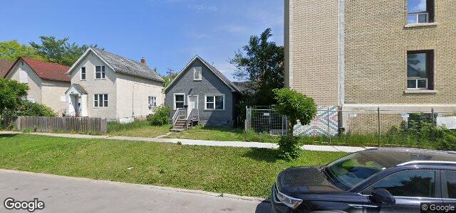 Larawan ng 427 Pritchard Avenue sa Winnipeg, Manitoba