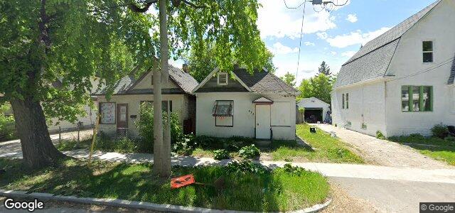 Larawan ng 432 Burrows Avenue sa Winnipeg, Manitoba