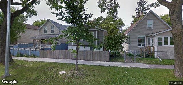 Larawan ng 444 Manitoba Avenue sa Winnipeg, Manitoba