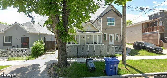 Larawan ng 450 Burrows Avenue sa Winnipeg, Manitoba