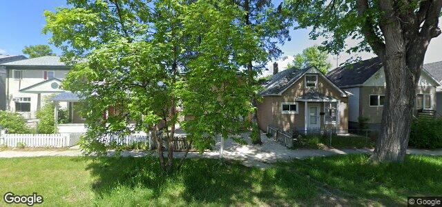 Larawan ng 457 Aberdeen Avenue sa Winnipeg, Manitoba
