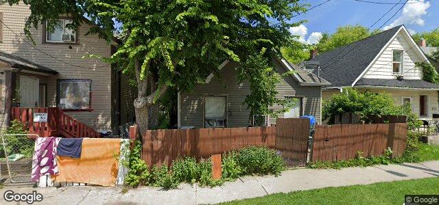 Larawan ng 477 Magnus Avenue sa Winnipeg, Manitoba