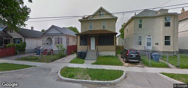 Larawan ng 498 Burrows Avenue sa Winnipeg, Manitoba