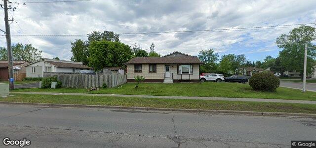 Larawan ng 500 Redwood Avenue sa Winnipeg, Manitoba