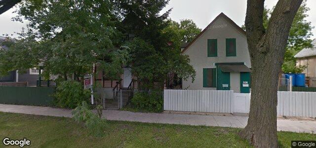Larawan ng 504 Manitoba Avenue sa Winnipeg, Manitoba