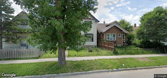Larawan ng 540 Burrows Avenue sa Winnipeg, Manitoba