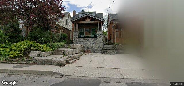 Larawan ng 551 Aberdeen Avenue sa Winnipeg, Manitoba