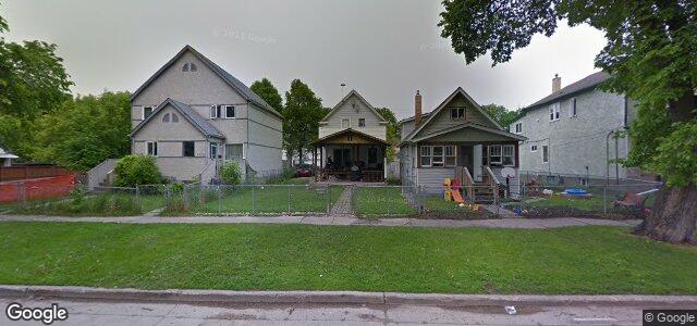 Larawan ng 551 Pritchard Avenue sa Winnipeg, Manitoba