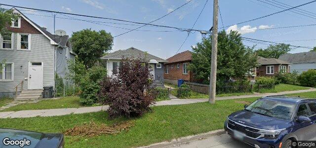 Larawan ng 555 Alfred Avenue sa Winnipeg, Manitoba