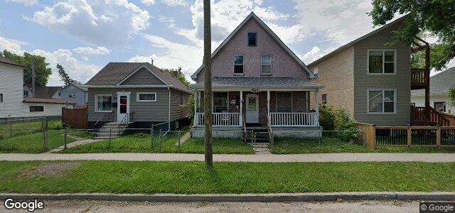 Larawan ng 568 Burrows Avenue sa Winnipeg, Manitoba