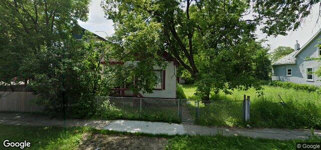 Larawan ng 596 Magnus Avenue sa Winnipeg, Manitoba