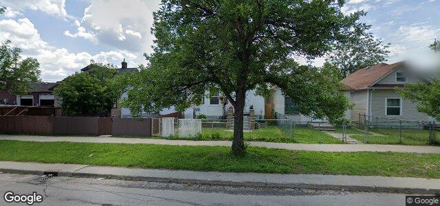 Larawan ng 612 Redwood Avenue sa Winnipeg, Manitoba