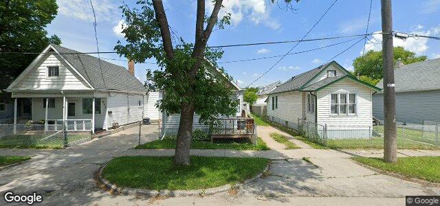 Larawan ng 631 Magnus Avenue sa Winnipeg, Manitoba
