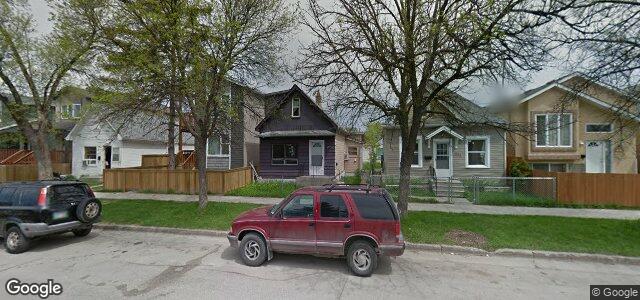 Larawan ng 635 Aberdeen Avenue sa Winnipeg, Manitoba