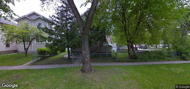 Larawan ng 646 Manitoba Avenue sa Winnipeg, Manitoba