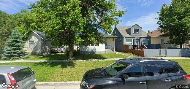 Larawan ng 647 Alfred Avenue sa Winnipeg, Manitoba