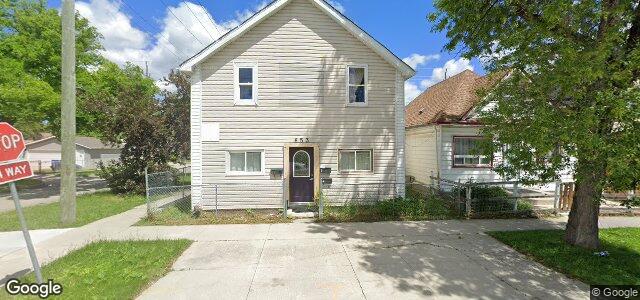 Larawan ng 653 Aberdeen Avenue sa Winnipeg, Manitoba