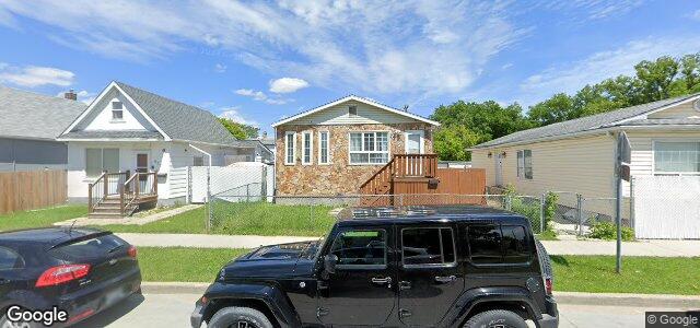 Larawan ng 655 Burrows Avenue sa Winnipeg, Manitoba