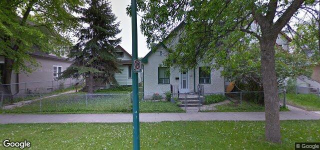 Larawan ng 668 Manitoba Avenue sa Winnipeg, Manitoba