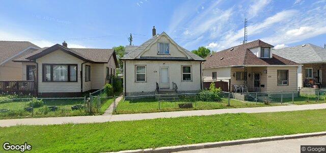 Larawan ng 670 Burrows Avenue sa Winnipeg, Manitoba