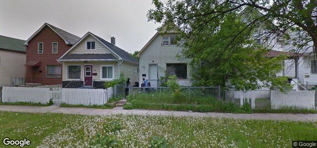 Larawan ng 670 Pritchard Avenue sa Winnipeg, Manitoba