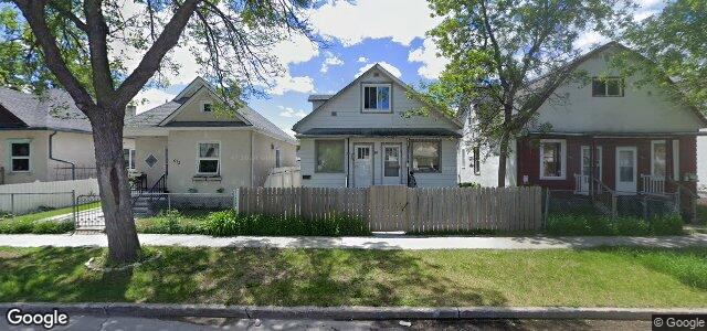 Larawan ng 674 Aberdeen Avenue sa Winnipeg, Manitoba