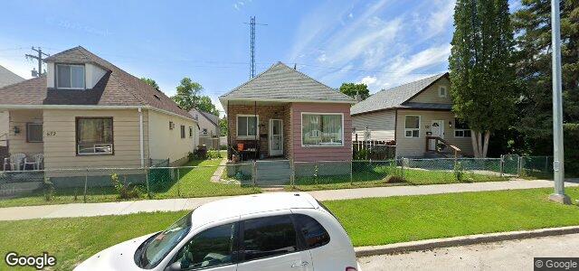 Larawan ng 674 Burrows Avenue sa Winnipeg, Manitoba