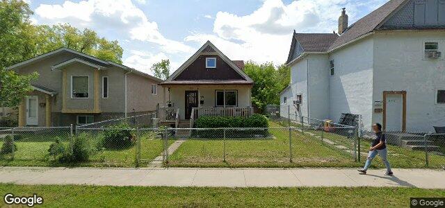 Larawan ng 676 Magnus Avenue sa Winnipeg, Manitoba