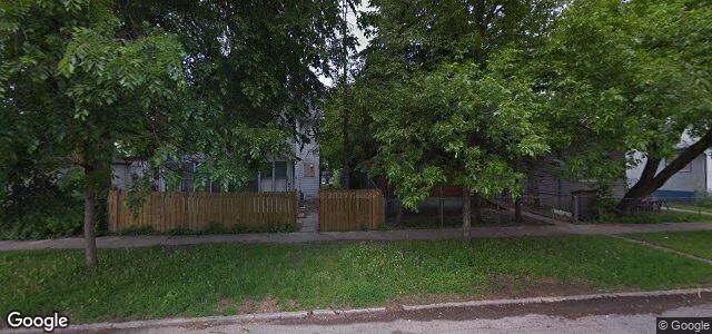 Larawan ng 677 Manitoba Avenue sa Winnipeg, Manitoba