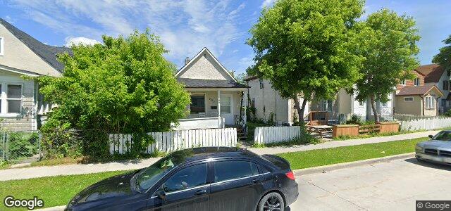 Larawan ng 685 Burrows Avenue sa Winnipeg, Manitoba