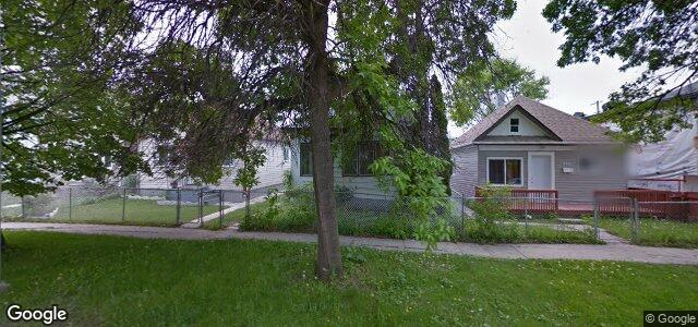 Larawan ng 686 Pritchard Avenue sa Winnipeg, Manitoba