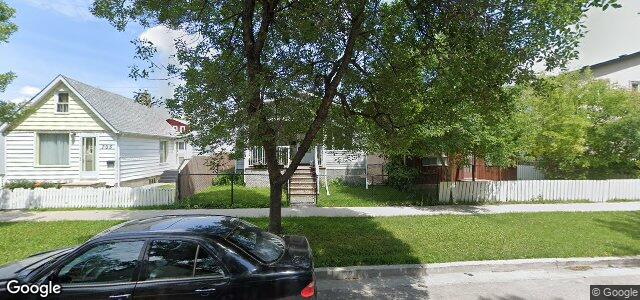 Larawan ng 701 Magnus Avenue sa Winnipeg, Manitoba