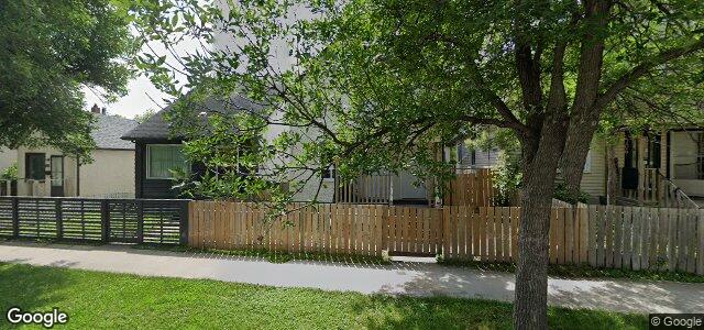 704 Magnus Avenue（加拿大曼尼托巴省溫尼伯市）房屋照片