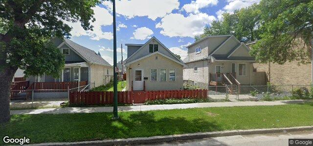 Larawan ng 706 Aberdeen Avenue sa Winnipeg, Manitoba