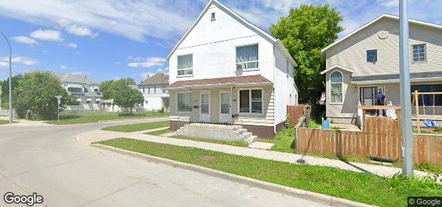 Larawan ng 707 Burrows Avenue sa Winnipeg, Manitoba