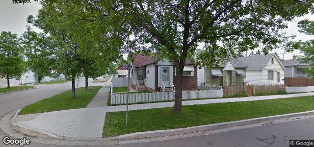 Larawan ng 709 Magnus Avenue sa Winnipeg, Manitoba