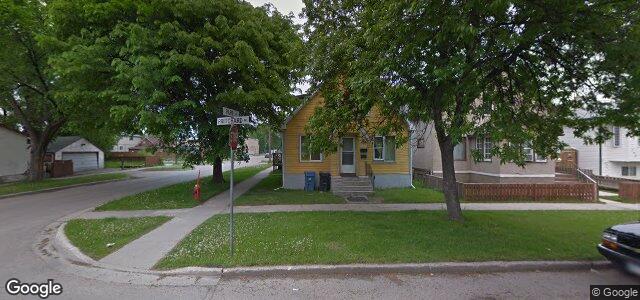 Larawan ng 709 Pritchard Avenue sa Winnipeg, Manitoba