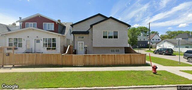 Larawan ng 710 Burrows Avenue sa Winnipeg, Manitoba